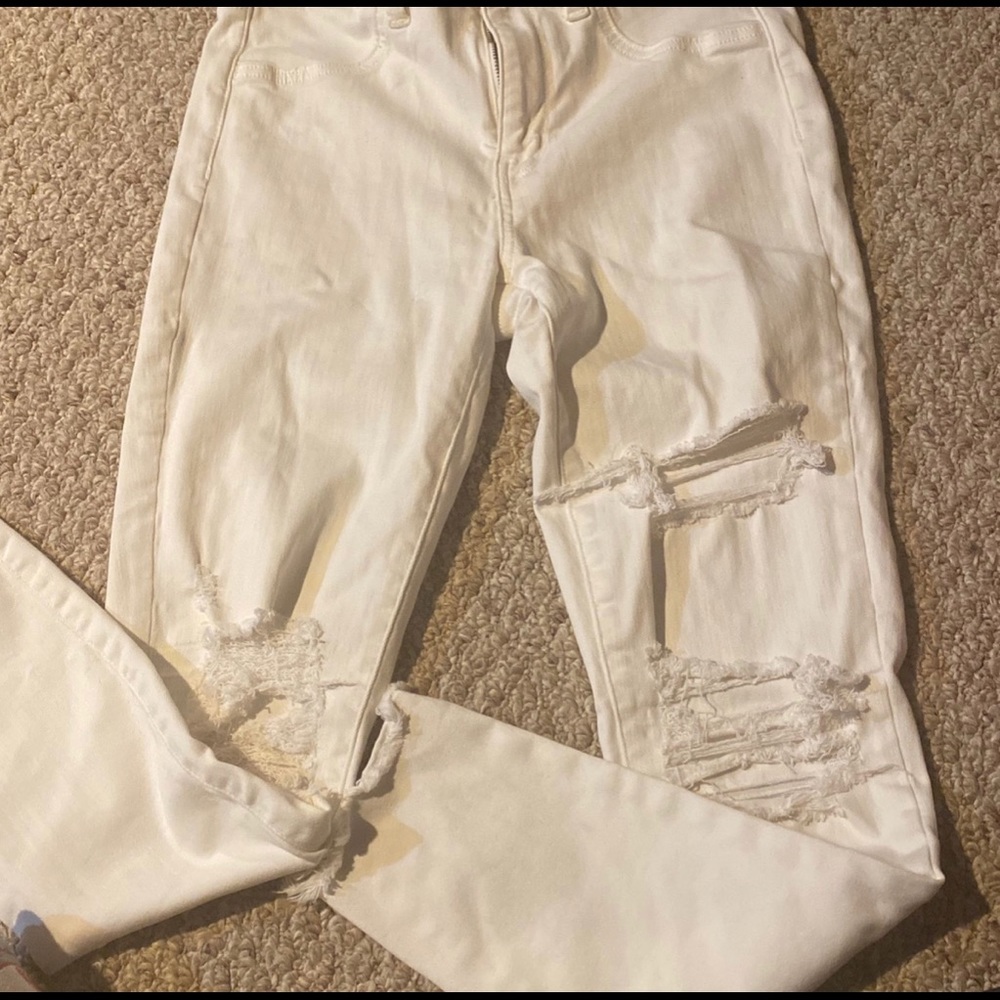 Women’s White American Eagle Jeans